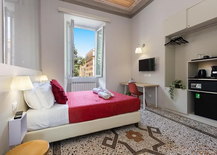Pensión Iron Cityaus Termini 4*