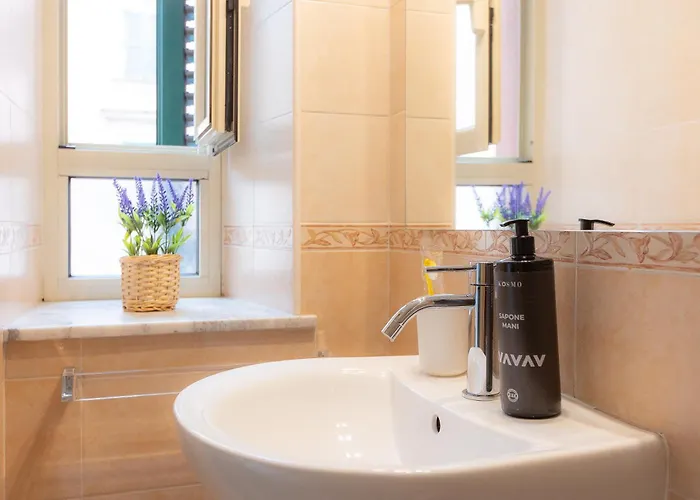 Iron Cityaus Termini 4* Roma